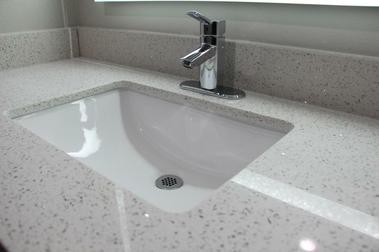 Westbridge Inn & Suites Carrollton Luaran gambar